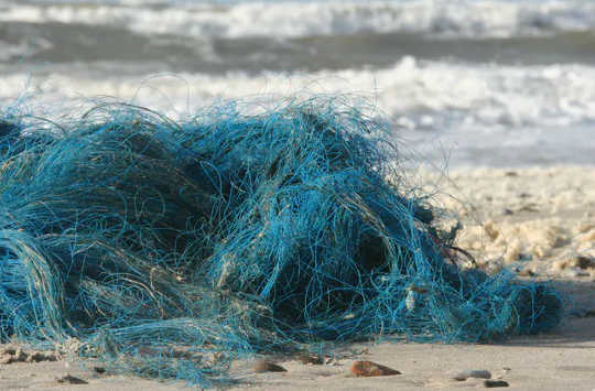 How To Get Abandoned, Lost and Discarded 'Ghost' Fishing Gear Out Of The Ocean